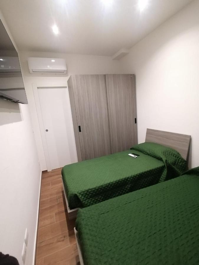 0541 Guest House Rimini Esterno foto